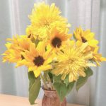 夏といえばひまわり!夏の疲れが出る頃ですね